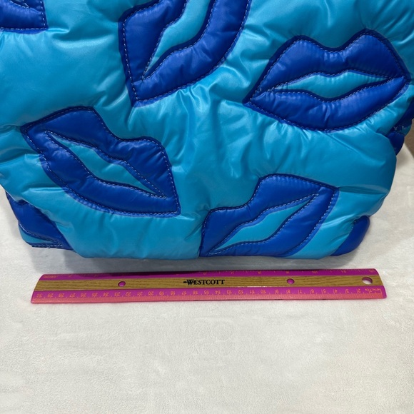 Wildfox Turquoise and Blue Lips Tote Bag - Picture 9 of 9